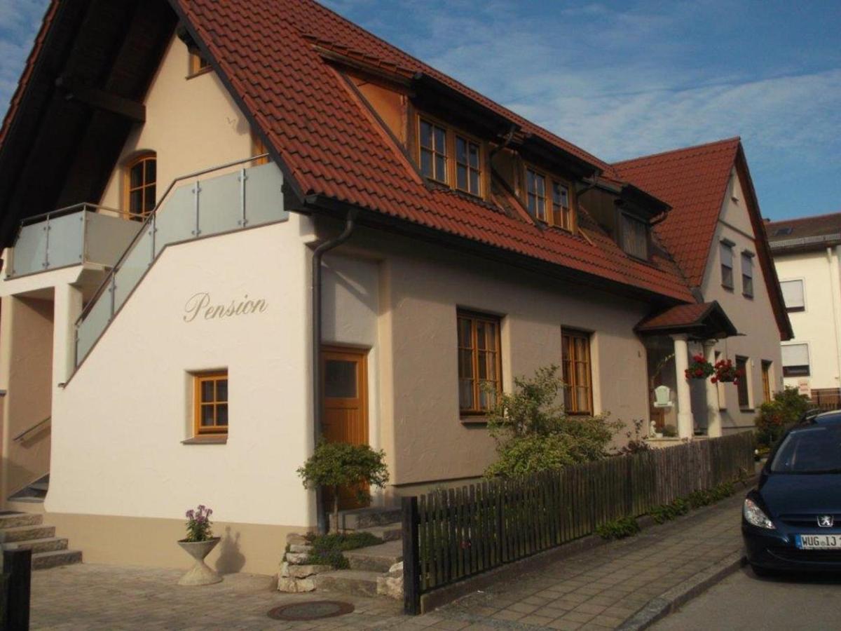 Pension/Fewo E. Tschernach Тройхтлинген Экстерьер фото